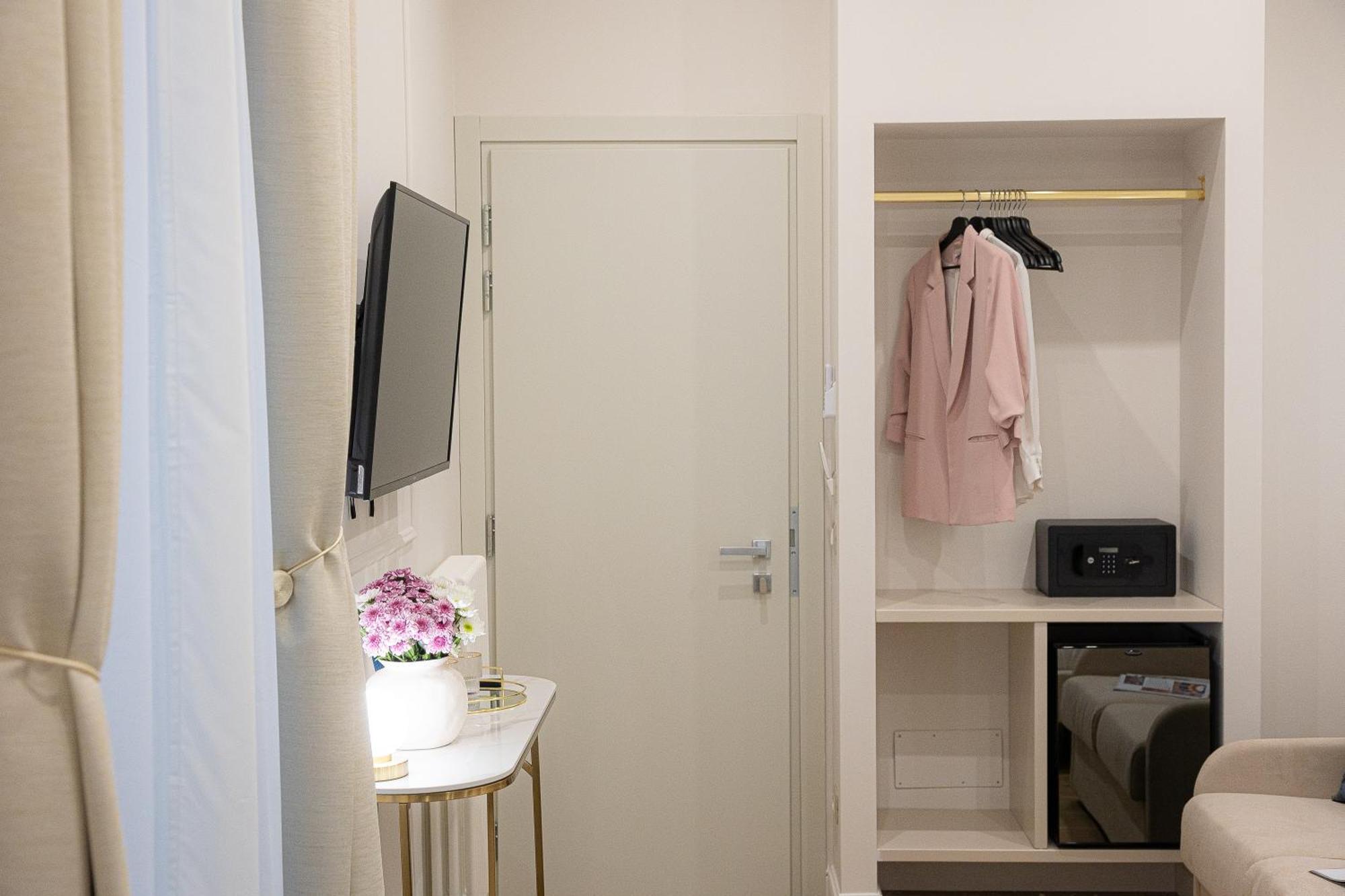 La Dolce Vita Boutique Guest House روما المظهر الخارجي الصورة
